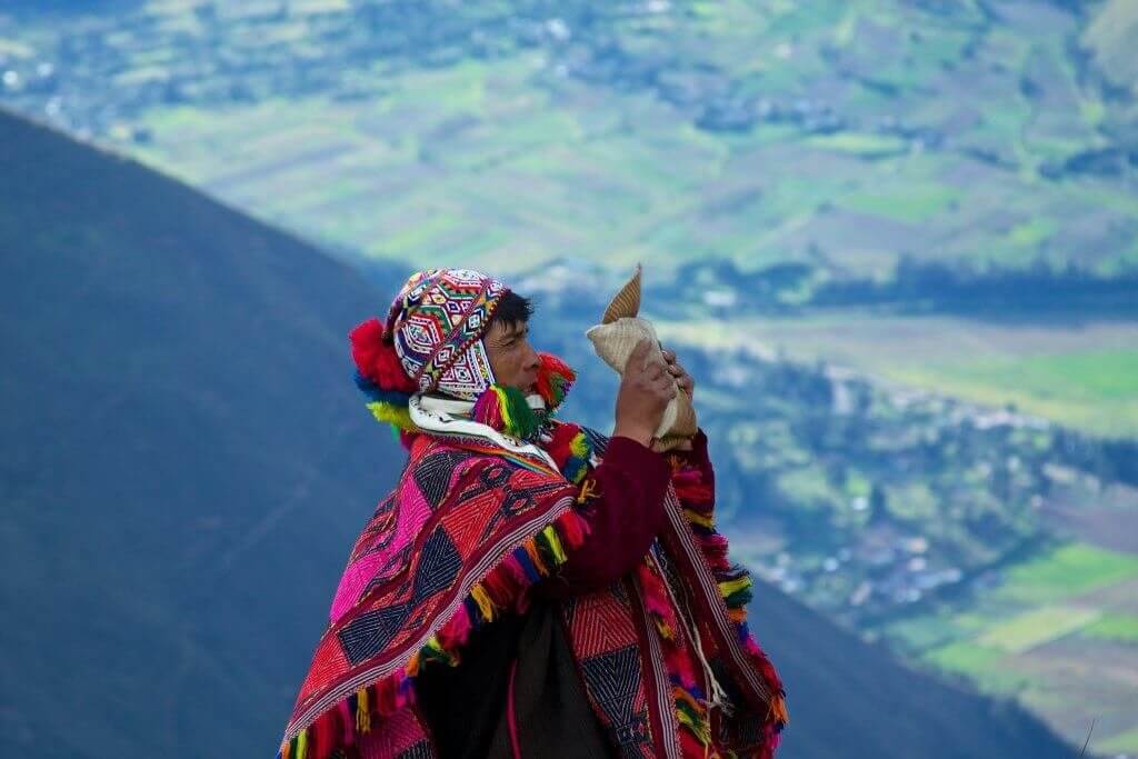 Vestimenta típica Inca. Fuente: McKay Savage, 
