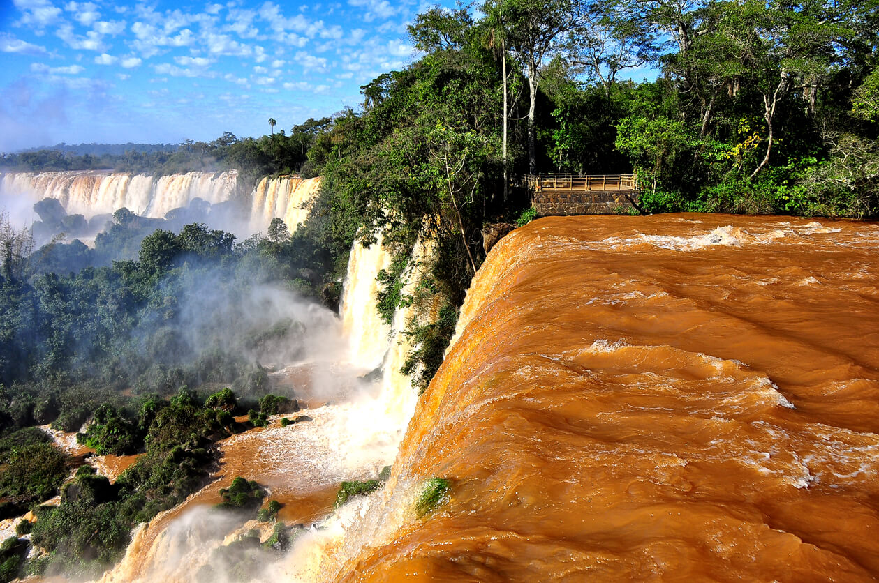 Puerto Iguazú. Fonte: Rod Waddington